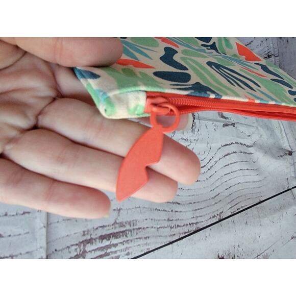 Ipsy Force Of Nature tropical Beach print makeup Glam bag - Picture 3 of 7